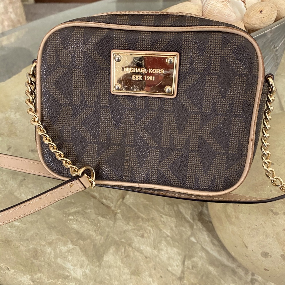 Michael Kors small crossbody purse